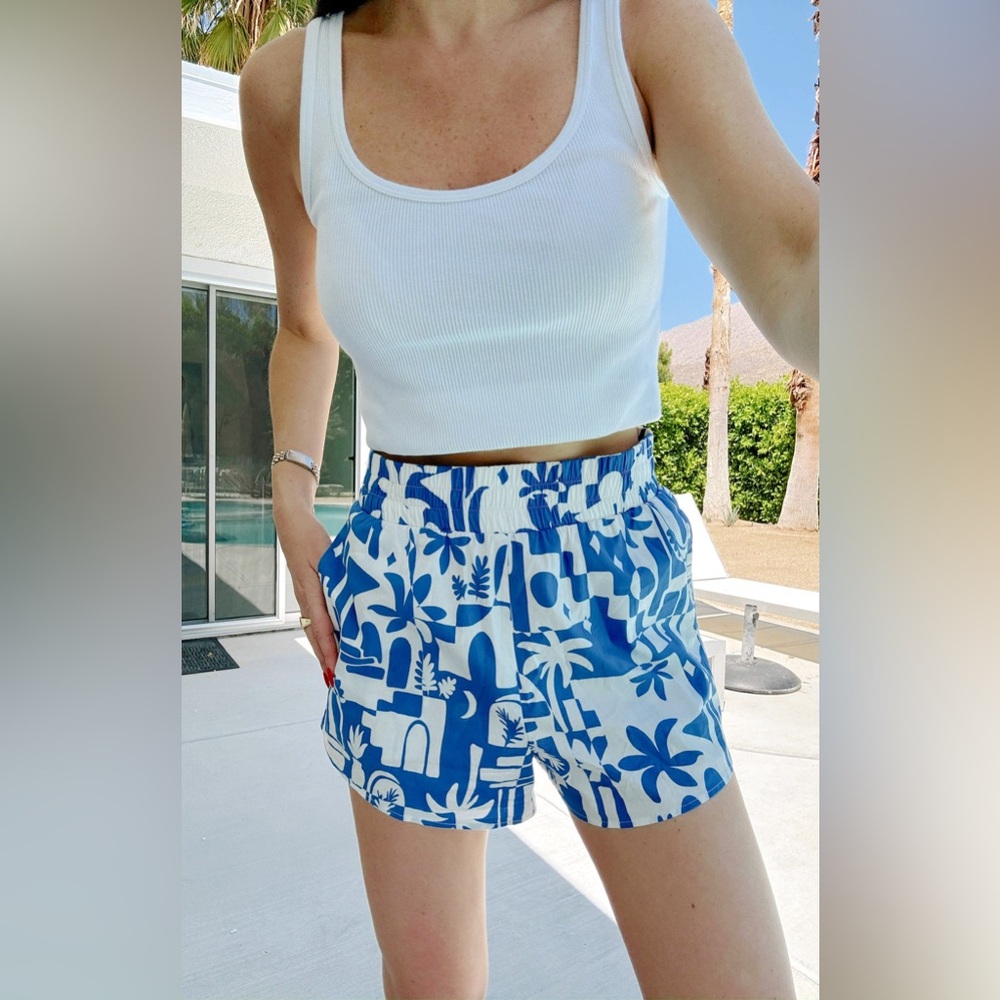 SALE! Show me your Mumu Swimmy Santorini Shorts